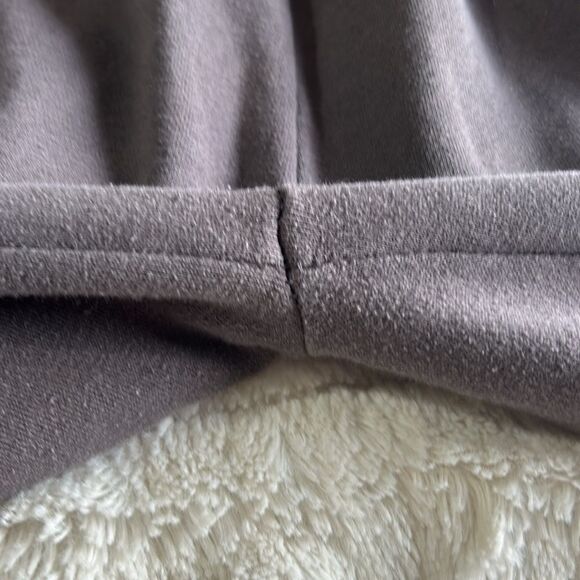 Iowa Hawkeyes size medium women’s stadium athletics joggers - Picture 8 of 9